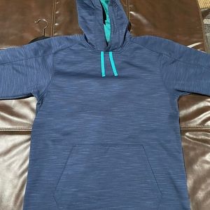 Men’s Majestic Thermabase hoodie sz medium never worn blue fits like a large,